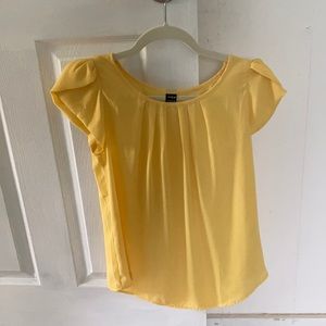 Yellow short sleeve blouse